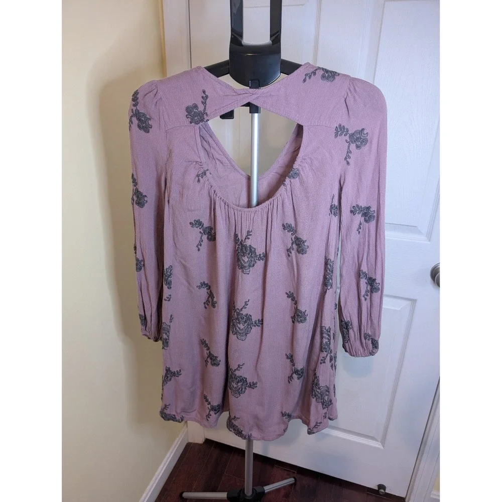 Free People Emma Mini Tunic Dress Small Floral Embroidered V-Neck‎ Cutout Back